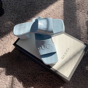 Gucci Rubber Sandal Porcelan Blue